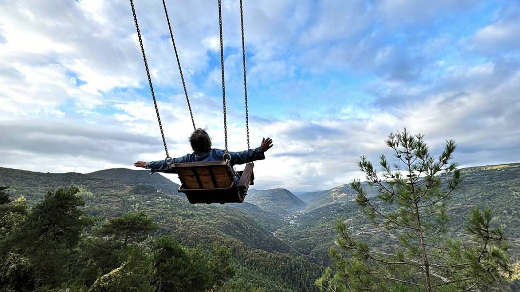Karadeniz'de doğa şöleni! Turistik Karaelmas Ekspresi yolcularını büyüledi 16